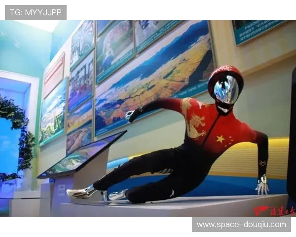 冰雪运动普及进校园:钢架雪车模拟器体验活动开展 冰雪运动普及进校园:钢架雪车模拟器体验活动开展